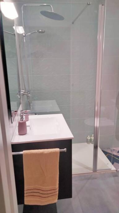 Apartamento Playa Del Con Moaña Екстериор снимка